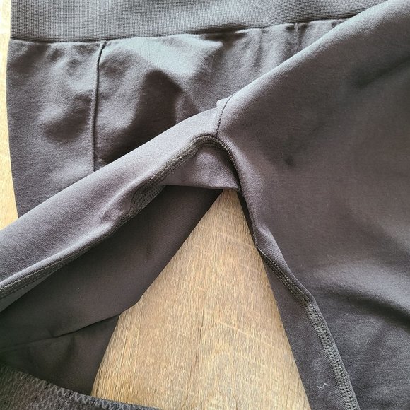 Fabletics Black High Waist Seamless Perforated Mesh Leggings Size L - Picture 4 of 10